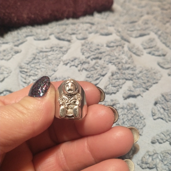 Vintage Sterling silver ring. Size 6 - Picture 2 of 3